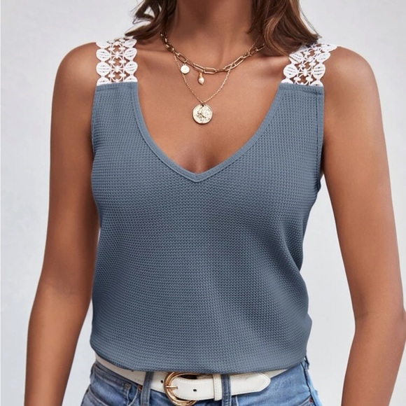 Delilah Wear Tops - New v neck dusty blue tank top